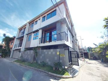 For Sale Modern Design Four (4) Storey Triplex House and Lot in Better Living Parañaque City