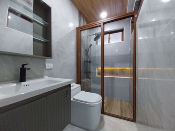 For Sale Modern Design Four (4) Storey Triplex House and Lot in Better Living Parañaque City