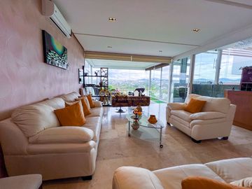 CASA EN VENTA, BALCONES DE JURIQUILLA