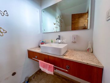 CASA EN VENTA, BALCONES DE JURIQUILLA