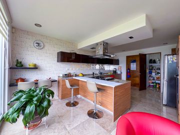 CASA EN VENTA, BALCONES DE JURIQUILLA