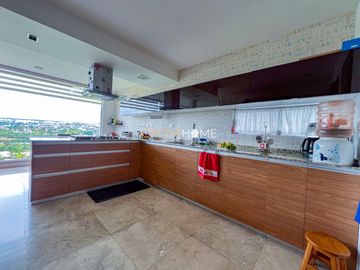 CASA EN VENTA, BALCONES DE JURIQUILLA