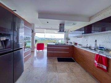 CASA EN VENTA, BALCONES DE JURIQUILLA
