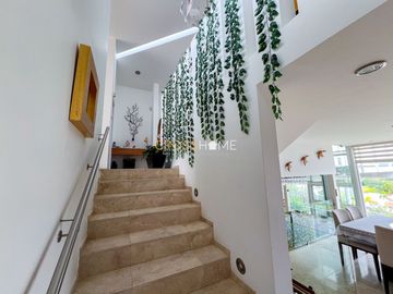 CASA EN VENTA, BALCONES DE JURIQUILLA
