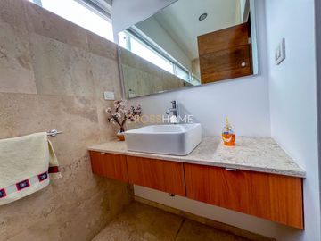 CASA EN VENTA, BALCONES DE JURIQUILLA