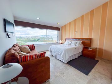 CASA EN VENTA, BALCONES DE JURIQUILLA