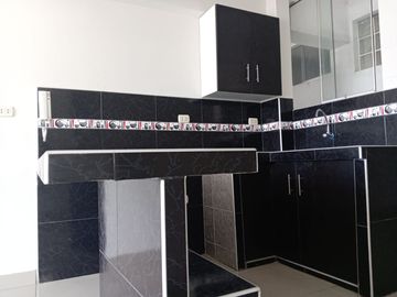 VENTA, DEPARTAMENTO DUPLEX EN URB. BUENOS AIRES -BRUCES- NUEVO CHIMBOTE. RSANCHEZ.