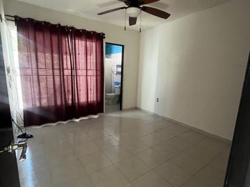 CASA EN VENTA EN AV CANDIDO AGUILAR EN BOCA DEL RÍO