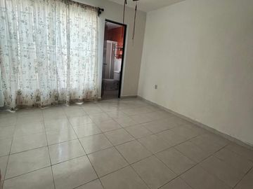 CASA EN VENTA EN AV CANDIDO AGUILAR EN BOCA DEL RÍO