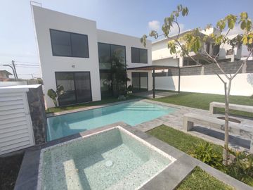 CASA NUEVA EN VENTA EN FRACCIONAMIENTO LOMAS DE COCOYOC, MORELOS