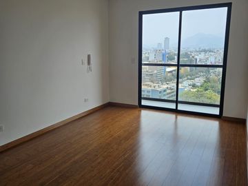 VENDO HERMOSO DUPLEX EN MIRAFLORES