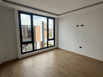 CASAS DE LUJO DENTRO DE CONDOMINIO, Sudamericano Ricaurte, C1406