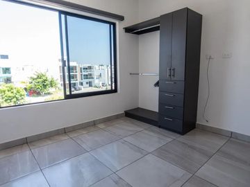 Departamento en Venta en Real del Valle ubicado en Portovera Residencial