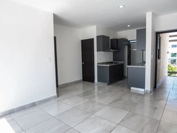Departamento en Venta en Real del Valle ubicado en Portovera Residencial