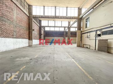Venta De Terreno L I2 / Cm - Av. Colonial - Cercado De Lima
