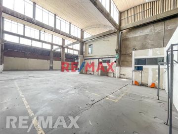 Venta De Terreno L I2 / Cm - Av. Colonial - Cercado De Lima