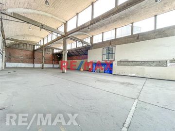 Venta De Terreno L I2 / Cm - Av. Colonial - Cercado De Lima