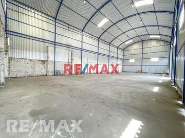 Venta De Terreno L I2 / Cm - Av. Colonial - Cercado De Lima