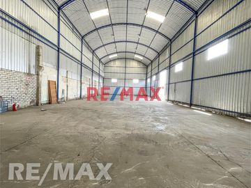 Venta De Local Industrial I2 / Cm - Av. Colonial - Cercado De Lima