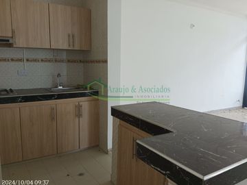 VENDEMOS HERMOSA CASA DE DOS PISOS EN RICAURTE