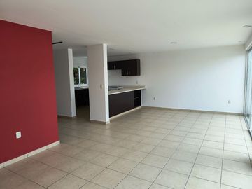 CASA EN VENTA EN METEPEC FRACC. BANUS