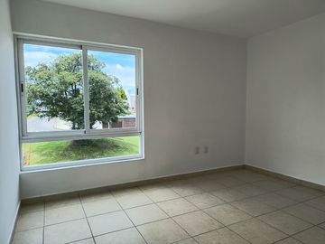 CASA EN VENTA EN METEPEC FRACC. BANUS