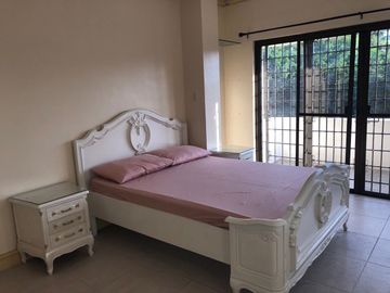 For Sale: 5 Bedrooms Corner House and Lot in Acropolis Green Subdivision, Quezon City