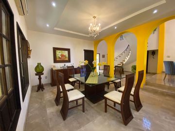 Quinta en venta. Colonia Primero de Mayo. Villahermosa.