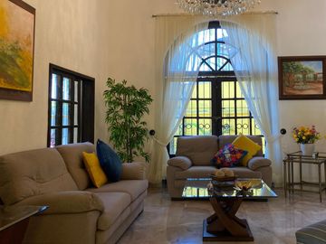 Quinta en venta. Colonia Primero de Mayo. Villahermosa.