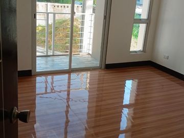 Ready for Occupancy 68 sqm, 3 Bedrooms 2T&B Townhouse West Canumay, Valenzuela City