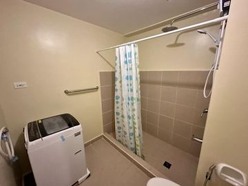 AVIDAARCA15XXT3: For Sale Unfurnished 1 BR with Balcony in Avida Towers One Union Place
