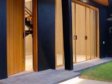 Modern House and Lot for Sale at Vista Valley Executive Village, Marikina City