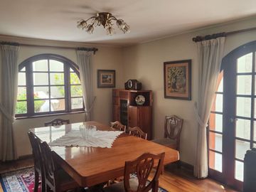 Vive El Lujo Y La Exclusividad Con Vistas A Las Casuarinas: ¡Tu Hogar Perfecto Te Espera!
