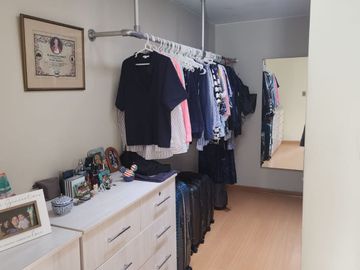 Vive El Lujo Y La Exclusividad Con Vistas A Las Casuarinas: ¡Tu Hogar Perfecto Te Espera!