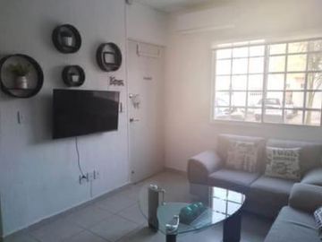 VENTA HERMOSA CASA EN PLAYA DEL CARMEN, PASEO DE LOS OLIVOS, Q. ROO