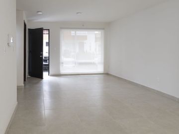 casa de 3 rec y 2 autos en fraccionamiento con vigilancia