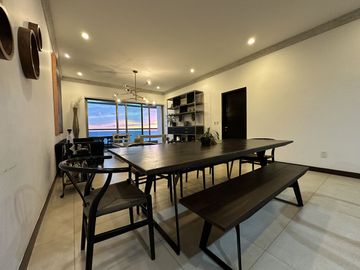 EN VENTA DEPARTAMENTO FRENTE AL MAR EN MAZATLAN DE TRES RECAMARAS (SECTOR CERRITOS) TORRE ESCONDIDO TOWER, CON ALBERCA, CANCHA DE PADEL, GYM, 193 M2