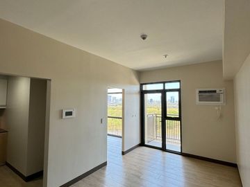 Rent to own condominium 5% DP to move in Gentry Manor