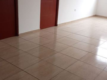 🏡 ¡Venta de Departamento en la Zona Atractiva de Comas 🌳