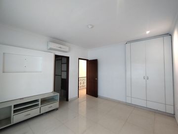 Casa en venta en Villa Santos.