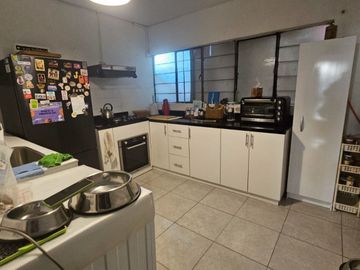 VENDO 2 pisos CERCA A DOMINGO ORUE Y METRO