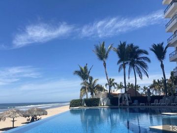 EN VENTA DEPARTAMENTO FRENTE AL MAR EN MAZATLÁN (SECTOR CERRITOS), DE DOS RECAMARAS C/U CON BAÑO COMPLETO, ALBERCA, SAUNA, GYM Y VISTA HERMOSA AL MAR