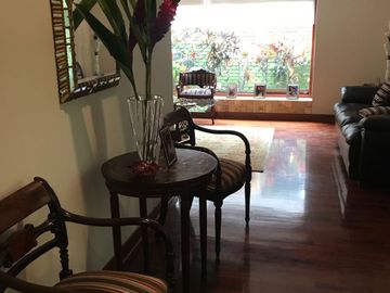 Vendo casa como terreno remodelada consta de dos propiedades juntas en  Barranco