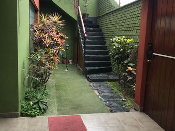 Vendo casa como terreno remodelada consta de dos propiedades juntas en  Barranco