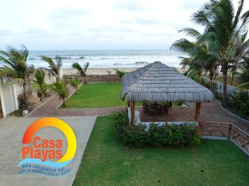 Casa Frente Al Mar de Venta en La Via a Data / Posorja, Playas Villamil
