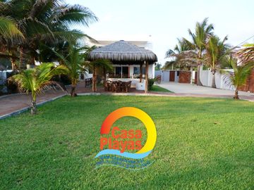 Casa Frente Al Mar de Venta en La Via a Data / Posorja, Playas Villamil