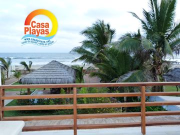 Casa Frente Al Mar de Venta en La Via a Data / Posorja, Playas Villamil