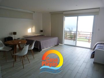 Casa Frente Al Mar de Venta en La Via a Data / Posorja, Playas Villamil