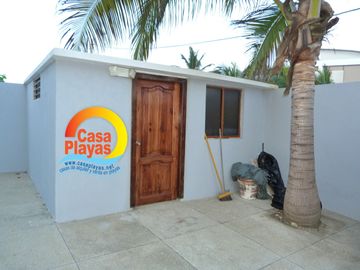 Casa Frente Al Mar de Venta en La Via a Data / Posorja, Playas Villamil