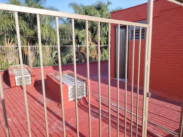 CASA EN VENTA EN CIUDAD DEL SOL, IDEAL REMODELAR U OFICINAS